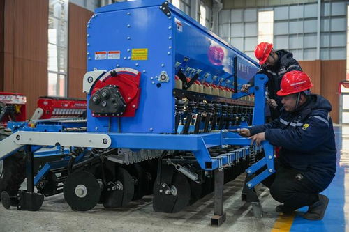 河北任丘“農機村” 機器聲里迎新春，工程機械奏響發展強音