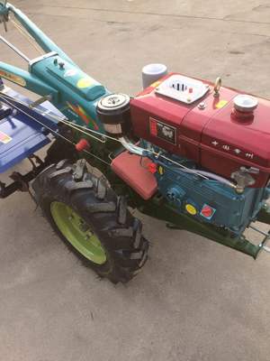 農(nóng)用旋耕機(jī)犁地開(kāi)溝器起壟機(jī)配件 15馬力手扶拖拉機(jī)的多功能組合與選購(gòu)指南