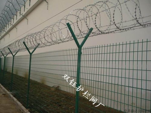 筑牢空中門戶安全屏障 論武漢機(jī)場圍欄網(wǎng)愷美場欄的重要性與優(yōu)勢