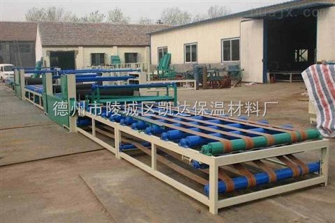 kd 823 新型勻質(zhì)板設(shè)備價(jià)格 河北勻質(zhì)板生產(chǎn)線驚爆價(jià)格 德州市陵城區(qū)凱達(dá)保溫材料廠